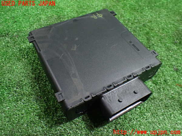 1UPJ-36386148]アウディ・S4 アバント(8KCGWF)コンピューター3 中古 8K0959663B_m0002.jpg