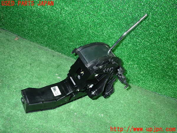 1UPJ-36397555]ノア(ヴォクシー)(ZRR80W)ATシフトレバー 中古_m0001.jpg