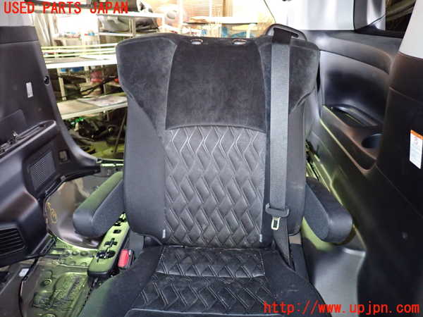 1UPJ-36407175]アルファード(AGH30W)左2列目シート 中古_m0002.jpg