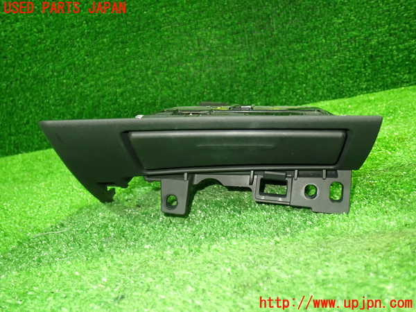 1UPJ-36407810]アルファード(AGH30W)ドリンクホルダー 中古_m0001.jpg