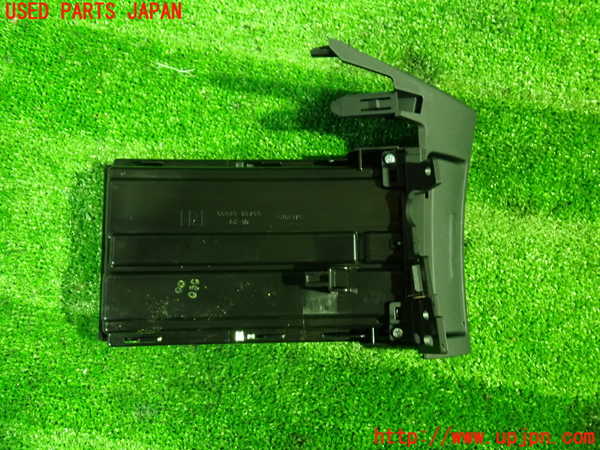1UPJ-36407810]アルファード(AGH30W)ドリンクホルダー 中古_m0003.jpg