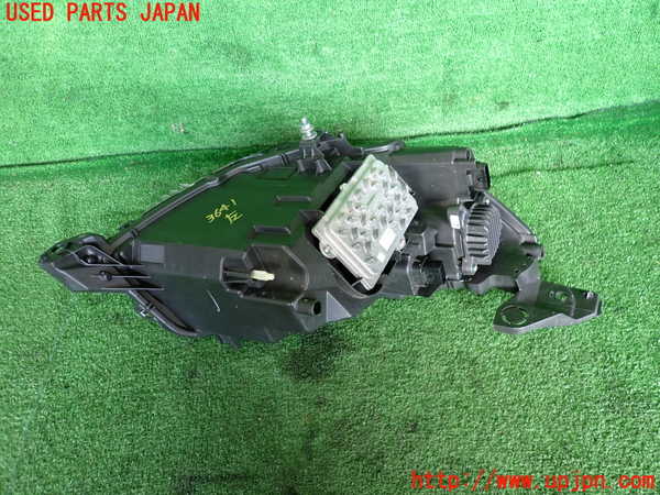 2UPJ-36411132]プジョー・208(P21HN05)左ヘッドライト LED (ジャンク品) 中古_m0002.jpg
