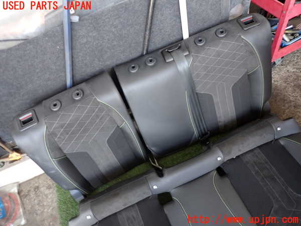 2UPJ-36417385]プジョー・208(P21HN05)リアシート 中古_m0002.jpg