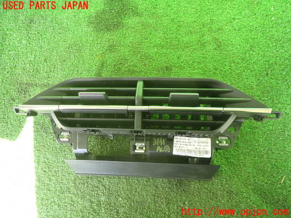 2UPJ-36417526]プジョー・208(P21HN05)エアコン吹き出し口1 (真中) 中古_m0001.jpg