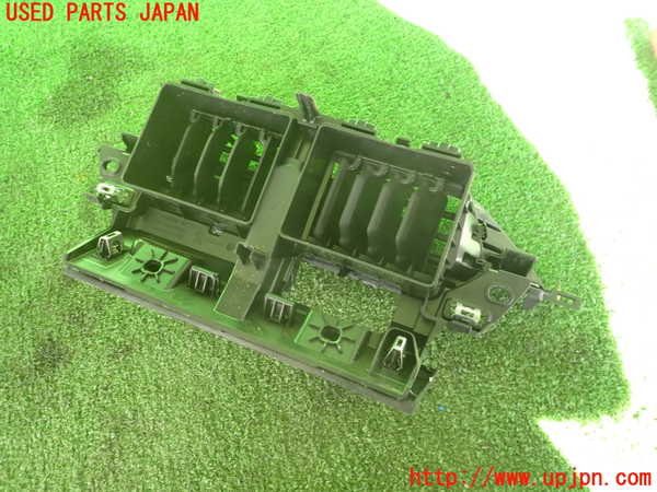 2UPJ-36417526]プジョー・208(P21HN05)エアコン吹き出し口1 (真中) 中古_m0002.jpg