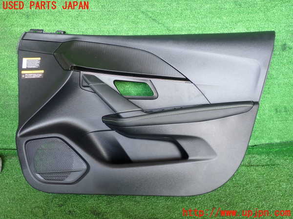 2UPJ-36411234]プジョー・208(P21HN05)右前ドア内張り 中古_m0001.jpg