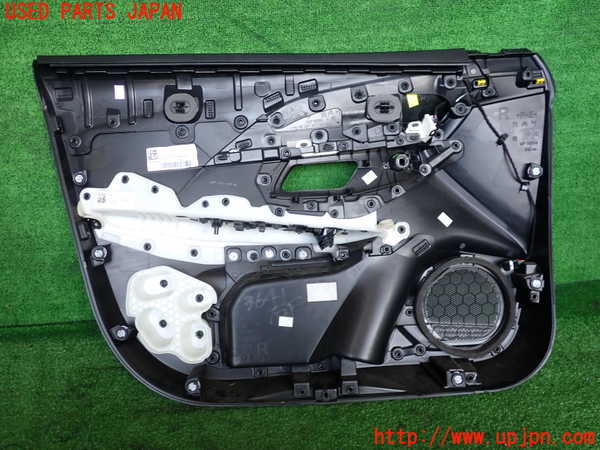 2UPJ-36411234]プジョー・208(P21HN05)右前ドア内張り 中古_m0003.jpg