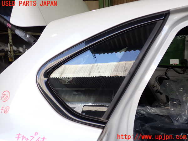 2UPJ-36431380]BMW 218i アクティブツアラー(2A15)(F45)右クォーターガラス 中古(43R-001734 M532)_m0001.jpg