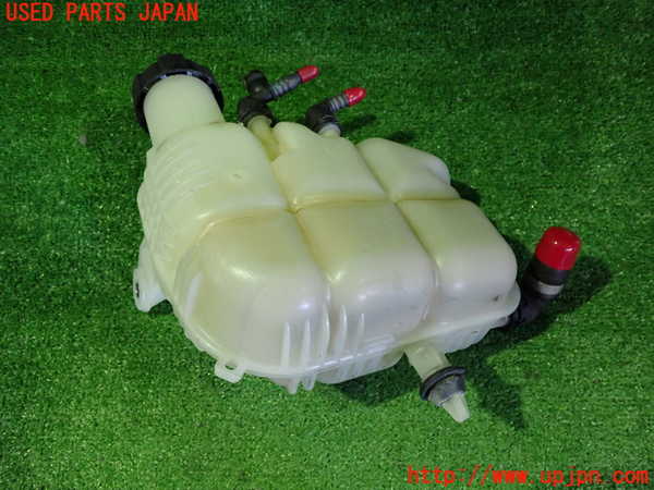 2UPJ-36432410]BMW 218i アクティブツアラー(2A15)(F45)ラジエータータンク 中古_m0001.jpg