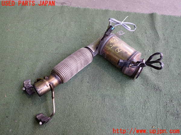 2UPJ-36432661]BMW 218i アクティブツアラー(2A15)(F45)触媒1 中古_m0001.jpg