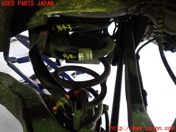 2UPJ-36435105]BMW 218i アクティブツアラー(2A15)(F45)左リアスプリング 中古_m0001.jpg