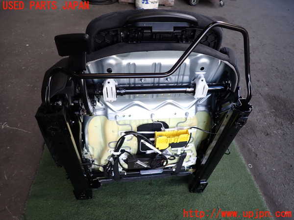 2UPJ-36437035]BMW 218i アクティブツアラー(2A15)(F45)運転席シート Mスポーツ 中古_m0005.jpg