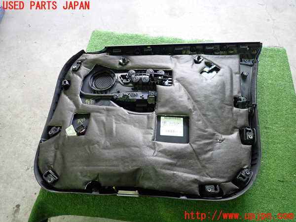 2UPJ-36431264]BMW 218i アクティブツアラー(2A15)(F45)左前ドア内張り 中古_m0004.jpg