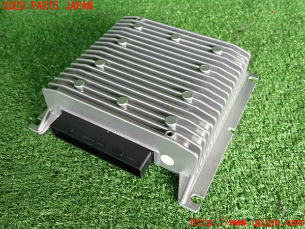 2UPJ-36446525]VW up! GTI(アップ GTI)(AADKR)アンプ 中古_m0001.jpg