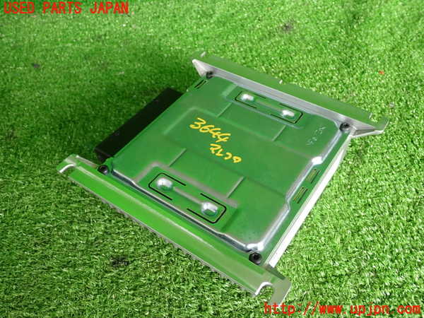 2UPJ-36446525]VW up! GTI(アップ GTI)(AADKR)アンプ 中古_m0002.jpg