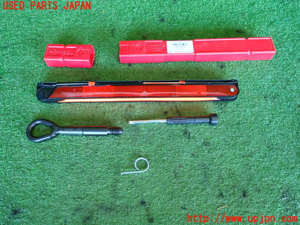 2UPJ-36447805]VW up! GTI(アップ GTI)(AADKR)車載工具 中古_m0001.jpg