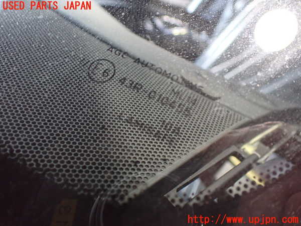 2UPJ-36451195]スカイライン ハイブリッド(HV37)フロントガラス (43R-010455) 中古_m0003.jpg