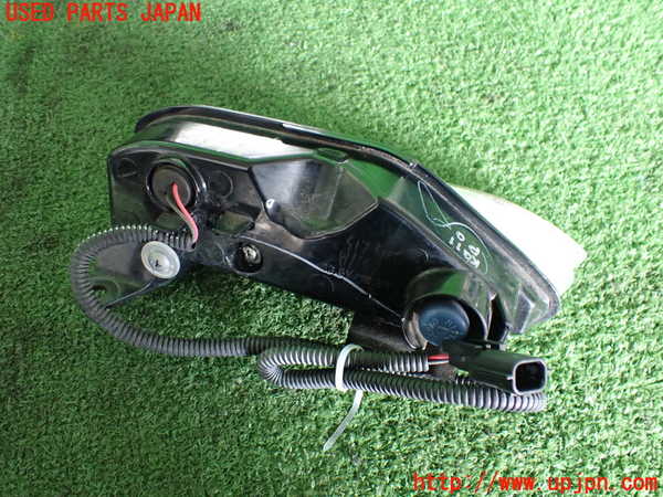 2UPJ-36451162]スカイライン ハイブリッド(HV37)左ウィンカーレンズ 中古_m0002.jpg