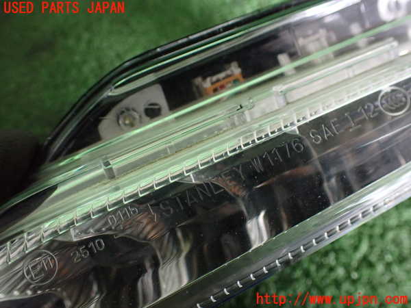 2UPJ-36451162]スカイライン ハイブリッド(HV37)左ウィンカーレンズ 中古_m0003.jpg