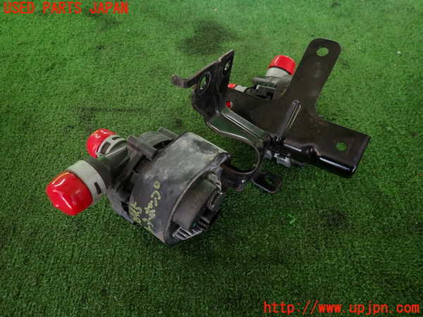 2UPJ-36452110]スカイライン ハイブリッド(HV37)ウォーターポンプ 中古_m0001.jpg