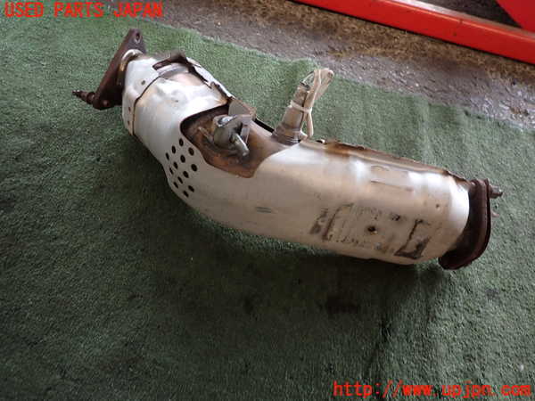 2UPJ-36452661]スカイライン ハイブリッド(HV37)触媒1 中古_m0002.jpg