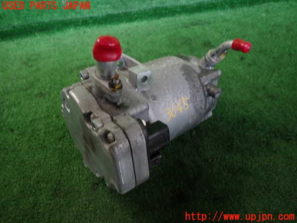 2UPJ-36456025]スカイライン ハイブリッド(HV37)エアコンコンプレッサー 中古_m0001.jpg