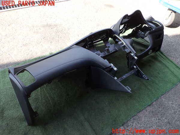 2UPJ-36457505]スカイライン ハイブリッド(HV37)ダッシュボード 中古_m0002.jpg