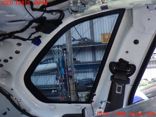 2UPJ-36471382]BMW X5(ZV30S)(E70)左クォーターガラス 中古(43R-000137 M35T2)_m0004.jpg