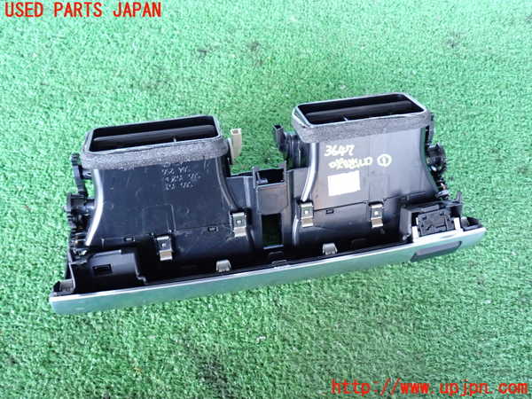 2UPJ-36477526]BMW X5(ZV30S)(E70)エアコン吹き出し口1 (真中) 中古_m0003.jpg