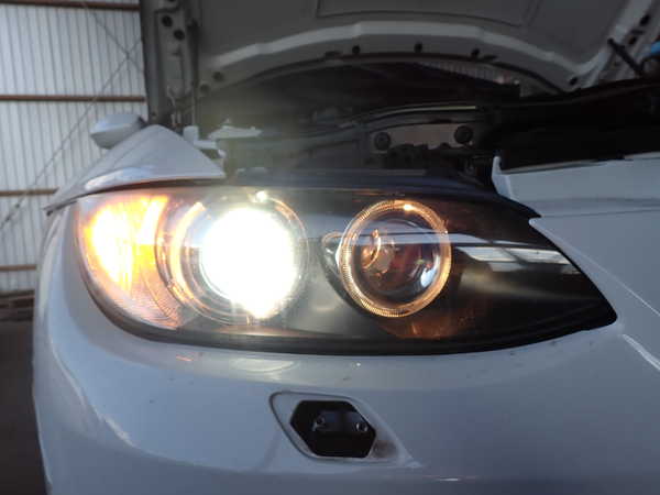 2UPJ-36481130]BMW 320i クーペ(WA20)(E92)右ヘッドライト HID 中古_m0005.jpg