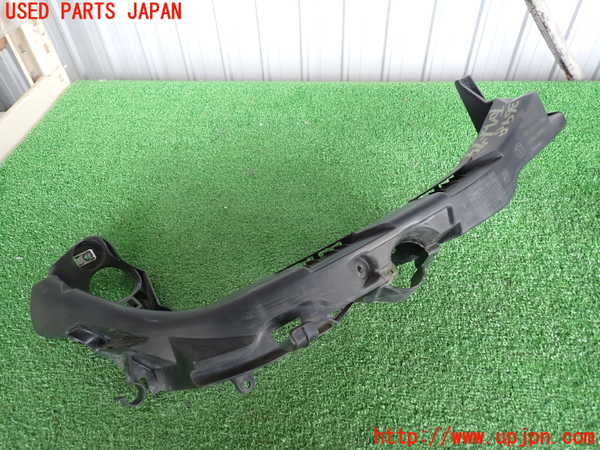 2UPJ-36481140]BMW 320i クーペ(WA20)(E92)右ヘッドライトリム 中古_m0001.jpg