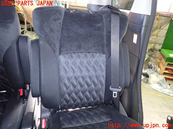 1UPJ-36497175]ヴェルファイア(AGH30W)左2列目シート 中古_m0002.jpg