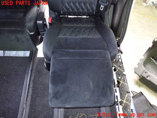 1UPJ-36497175]ヴェルファイア(AGH30W)左2列目シート 中古_m0004.jpg