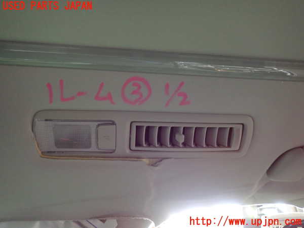 1UPJ-36496413]ヴェルファイア(AGH30W)ルームランプ3 (3列目) 中古_m0001.jpg