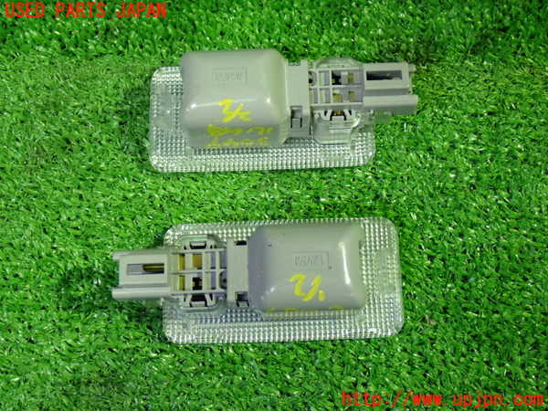 1UPJ-36496414]ヴェルファイア(AGH30W)ルームランプ4 (ラゲッジ側面) 中古_m0002.jpg