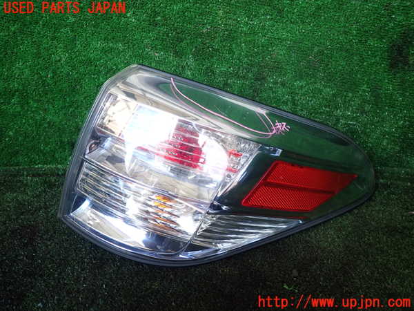 5UPJ-36501530]レクサス・RX450h(GYL16W)右テールランプ 中古_m0001.jpg