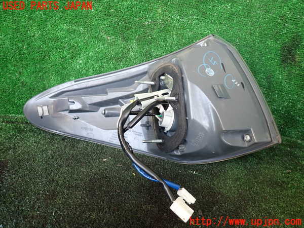 5UPJ-36501530]レクサス・RX450h(GYL16W)右テールランプ 中古_m0003.jpg