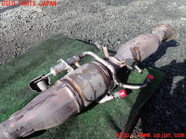 1UPJ-36502651]レクサス・RX450h(GYL16W)センターパイプ1 中古_m0002.jpg