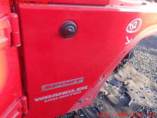 1UPJ-36511080]ジープ・ラングラー アンリミテッド(JK38L)右前フェンダー 中古_m0002.jpg