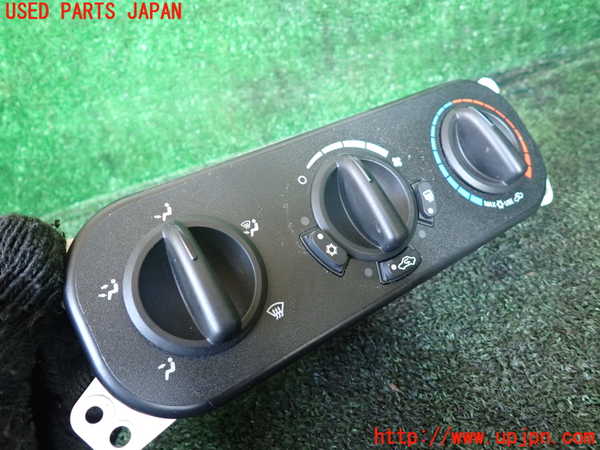 1UPJ-36516066]ジープ・ラングラー アンリミテッド(JK38L)エアコンスイッチ1 中古_m0002.jpg