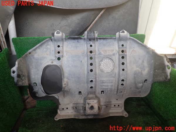 1UPJ-36521721]ランクル100系(UZJ100W)アンダーカバー1 中古_m0002.jpg