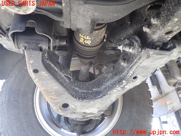 1UPJ-36525176]ランクル100系(UZJ100W)右フロントロアアーム1 中古_m0002.jpg