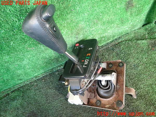 1UPJ-36527555]ランクル100系(UZJ100W)ATシフトレバー 中古_m0001.jpg