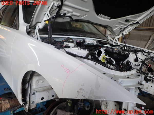 1UPJ-36531080]BMW 330e(8E20)右前フェンダー 中古_m0004.jpg
