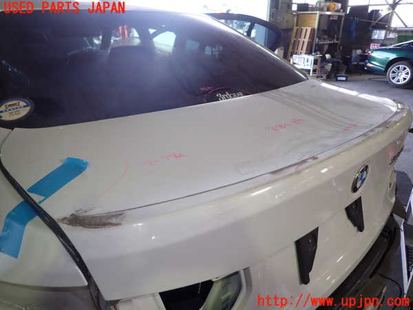 1UPJ-36531500]BMW 330e(8E20)トランク 中古_m0002.jpg