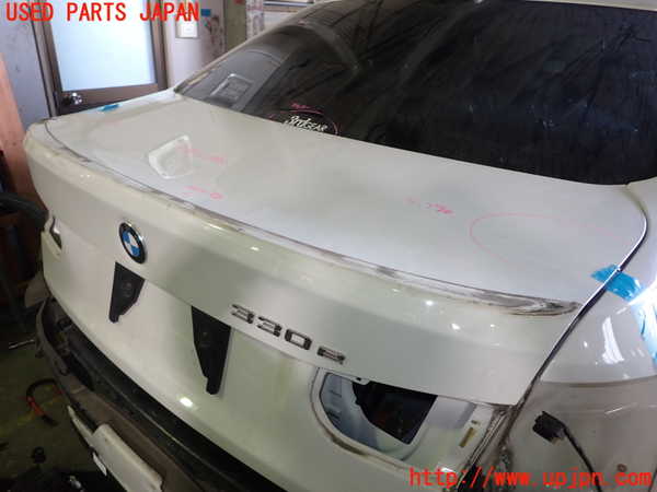 1UPJ-36531500]BMW 330e(8E20)トランク 中古_m0003.jpg