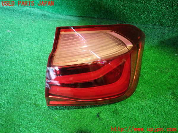 1UPJ-36531530]BMW 330e(8E20)右テールランプ 中古_m0001.jpg