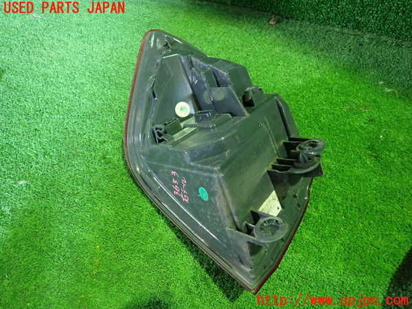 1UPJ-36531530]BMW 330e(8E20)右テールランプ 中古_m0002.jpg