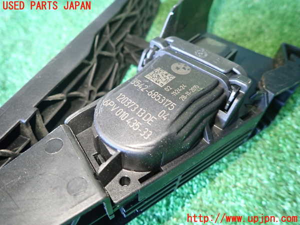1UPJ-36536382]BMW 330e(8E20)センサー2 (アクセルペダル) 中古_m0002.jpg