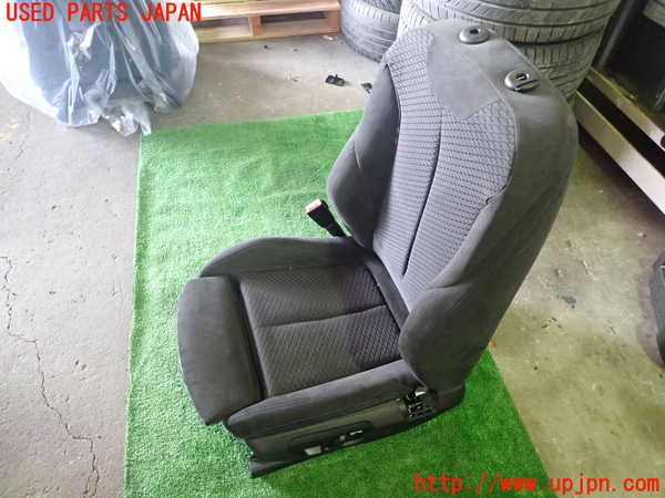 1UPJ-36537065]BMW 330e(8E20)助手席シート 中古_m0001.jpg